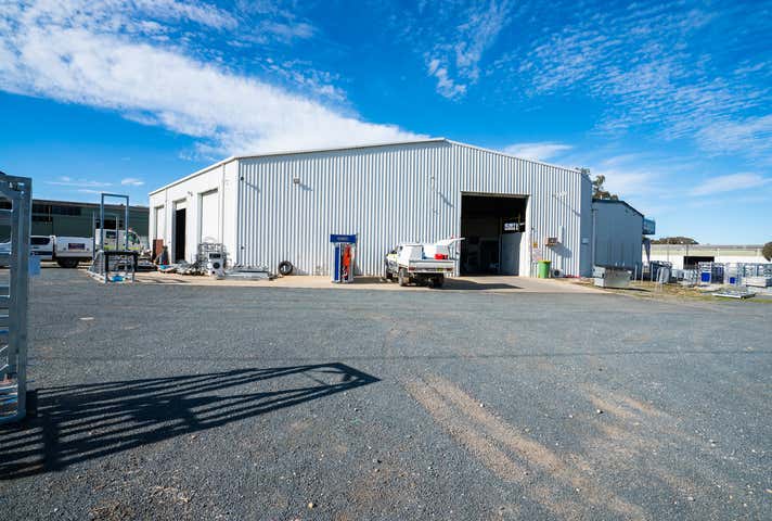 541 Wagga Road Lavington NSW 2641 - Image 10