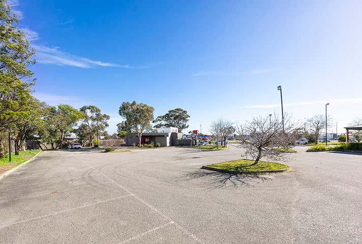 4 Hall Road Carrum Downs VIC 3201 - Image 7