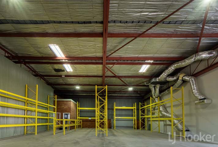 7 Foster Street Queanbeyan East NSW 2620 - Image 5