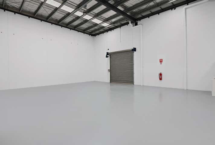 2/1 ARCHER DRIVE Mornington VIC 3931 - Image 4