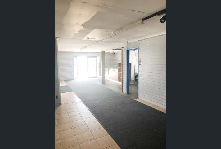 186 Brisbane Road Arundel QLD 4214 - Image 11