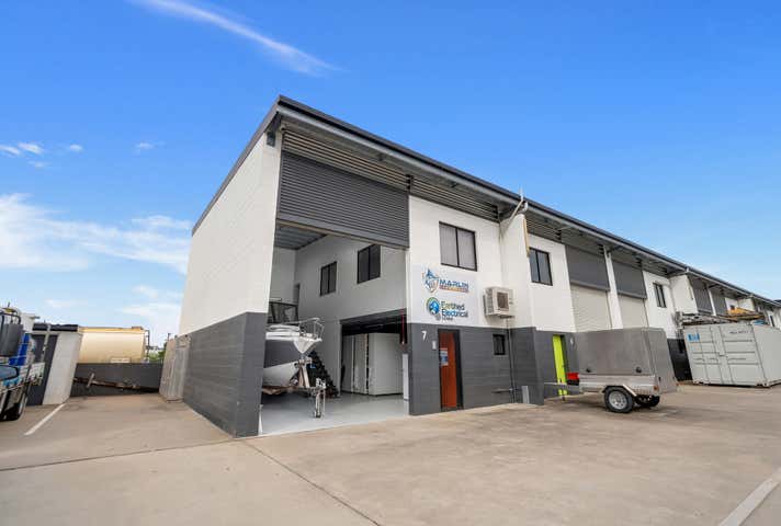 7/102 Hartley Street Bungalow QLD 4870 - Image 2