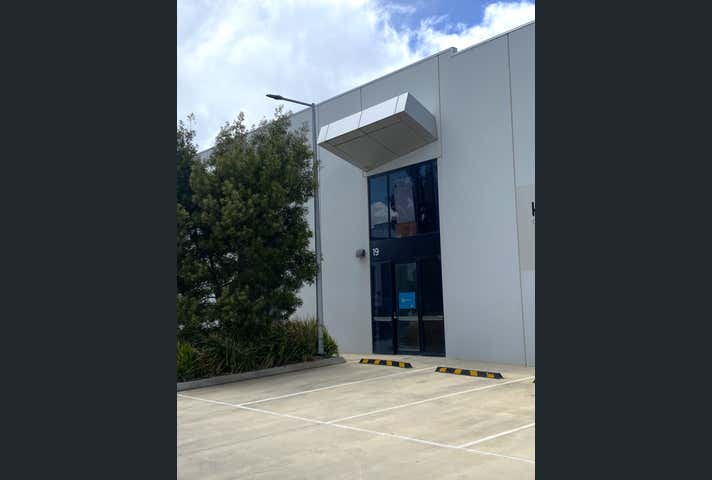 Unit 19, The Hub 309 Cylinders Drive Torquay VIC 3228 - Image 1