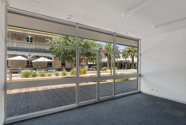 10&11/46-52 Ocean Street Victor Harbor SA 5211 - Image 4