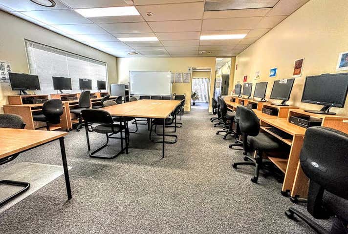 2/5 Cottonwood Place Oxenford QLD 4210 - Image 9