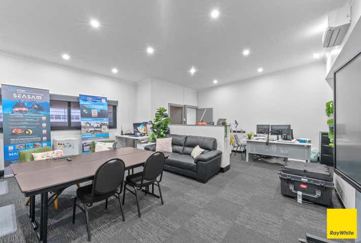 13/128-130 Lyons Street Bungalow QLD 4870 - Image 1