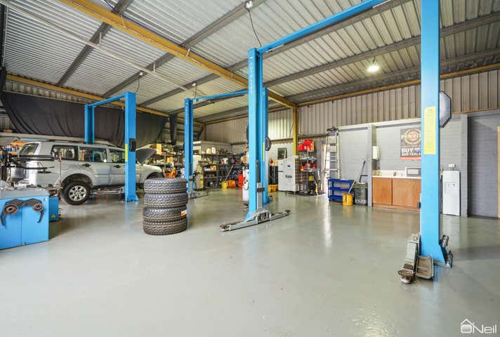 1/33 Gillam Drive Kelmscott WA 6111 - Image 12