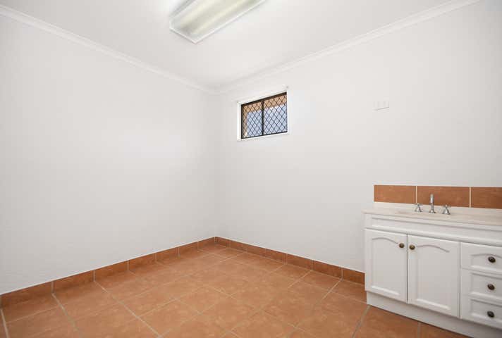 33 Edison Street Wulguru QLD 4811 - Image 11