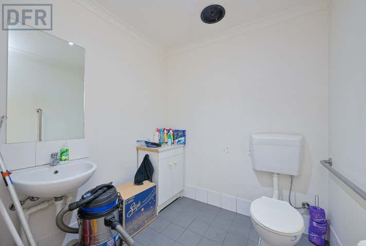 1/30 Hammond Road Cockburn Central WA 6164 - Image 14