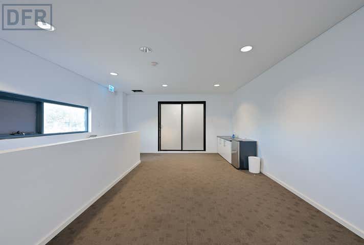 1/27 Mordaunt Circuit Canning Vale WA 6155 - Image 11