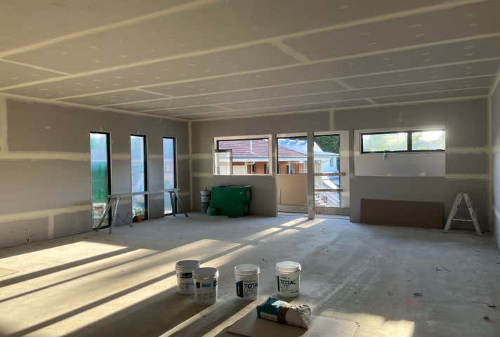 82 Leicester Street Coorparoo QLD 4151 - Image 2