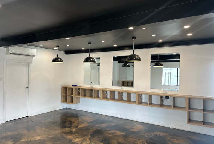 Shop 1, 130 Brisbane Road Labrador QLD 4215 - Image 4