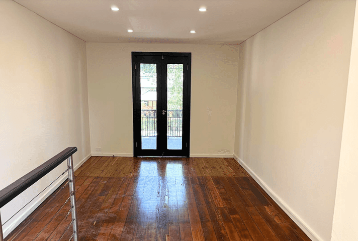 27 Glebe Point Rd Glebe NSW 2037 - Image 4