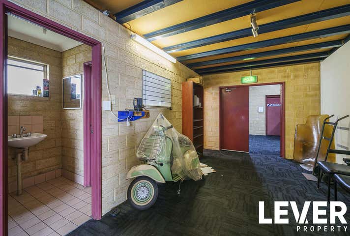 2 McDonald Crescent Bassendean WA 6054 - Image 14