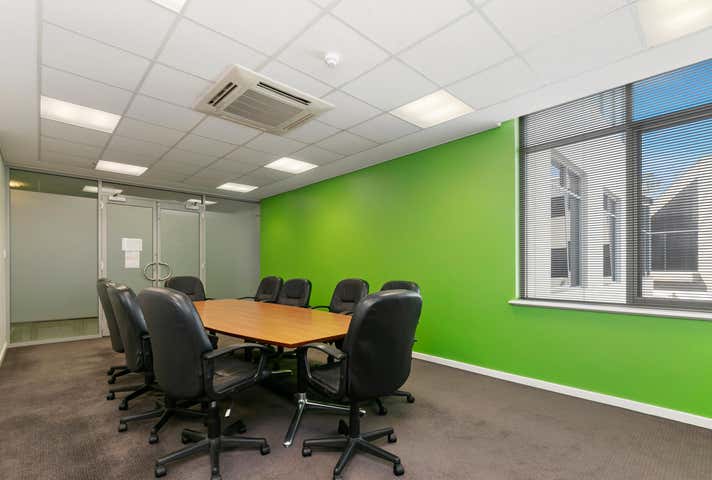 C14/1-3 The Esplanade Mount Pleasant WA 6153 - Image 10