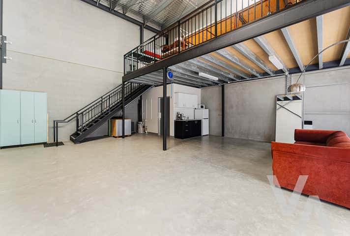 18/2 Templar Place Bennetts Green NSW 2290 - Image 4