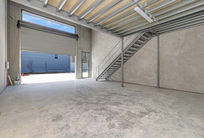 210/24 Bluebell Street Belmont NSW 2280 - Image 3