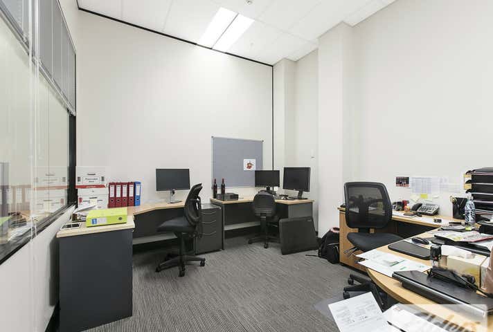 1/14 Browning Street South Brisbane QLD 4101 - Image 4