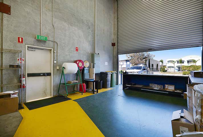 46 Tulloch Way Canning Vale WA 6155 - Image 21