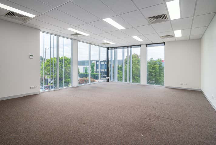 13 Latitude Boulevard Thomastown VIC 3074 - Image 4