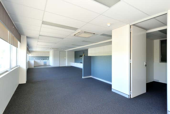 22/15 Kent Street Rockingham WA 6168 - Image 3