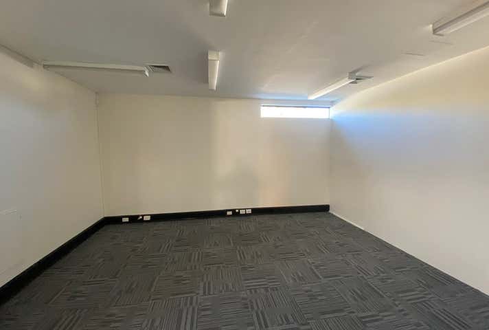 47 Hampden Road Nedlands WA 6009 - Image 12