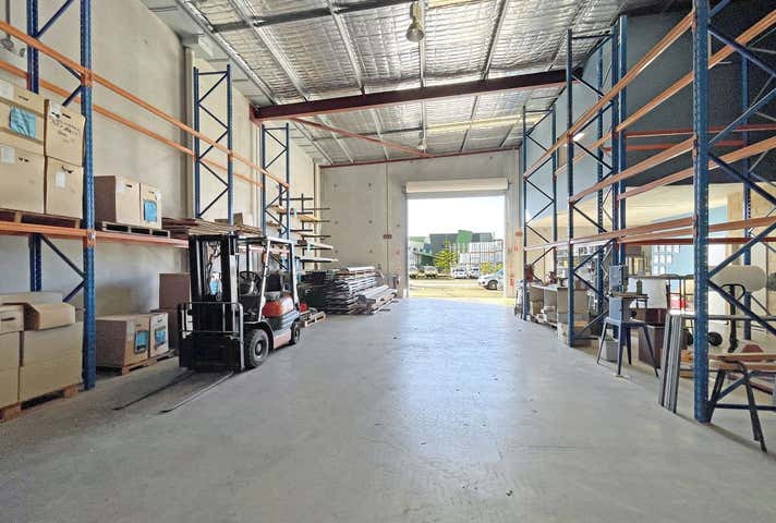 Unit 2, 27 Christable Way Landsdale WA 6065 - Image 4