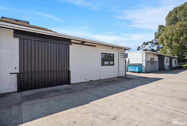 10 Tinga Place Kelmscott WA 6111 - Image 18