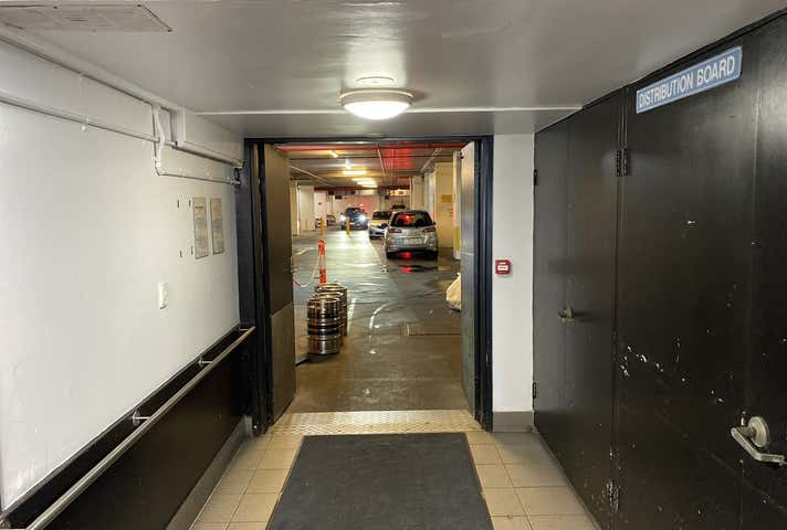 4A/99 Esplanade Cairns City QLD 4870 - Image 11