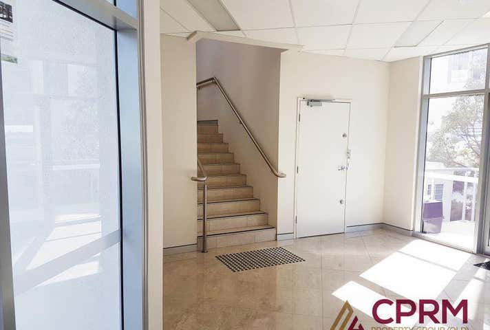 7b/5 McLennan Court North Lakes QLD 4509 - Image 3