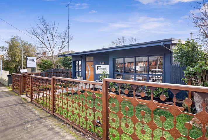 308 Howitt Street Wendouree VIC 3355 - Image 3