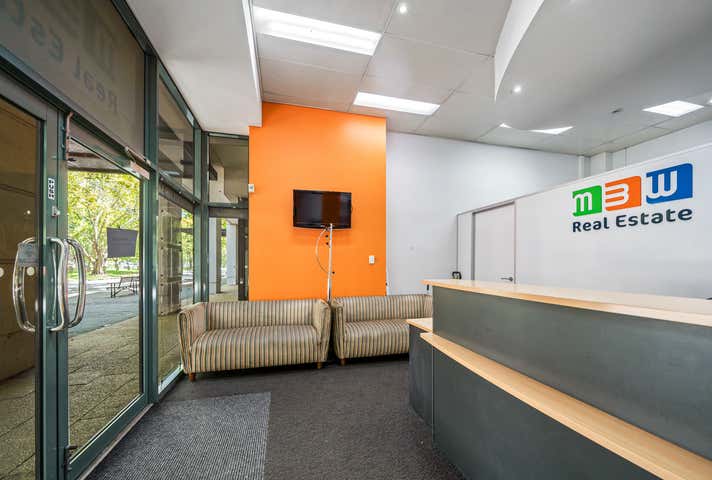 1/110 Mounts Bay Road Perth WA 6000 - Image 11
