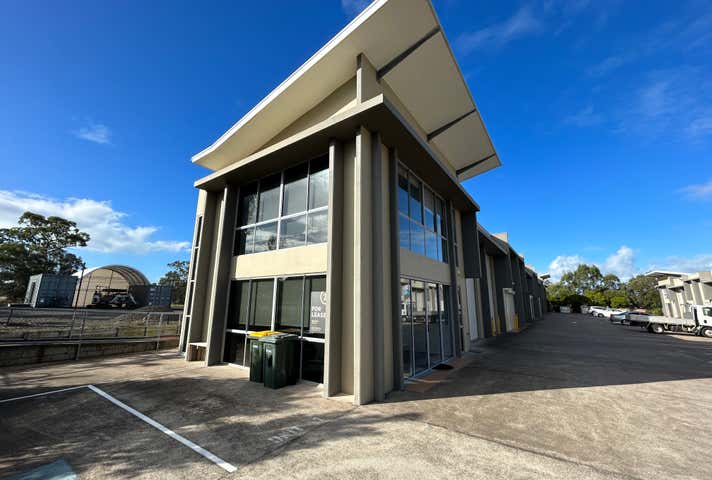 1/3 Southern Cross Circuit Urangan QLD 4655 - Image 1