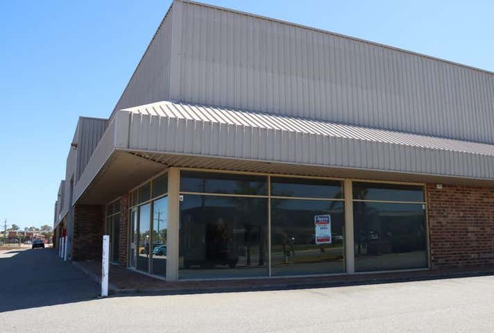 25 Dellamarta Rd Wangara WA 6065 - Image 11