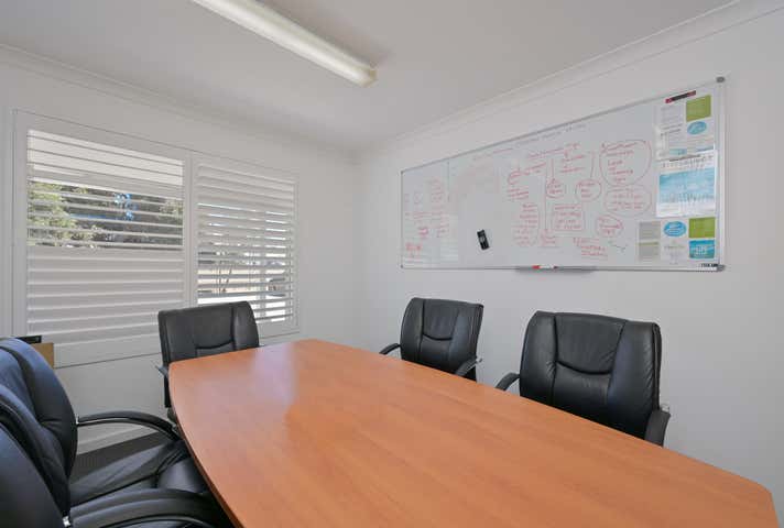 10 Sudlow Road Bibra Lake WA 6163 - Image 13