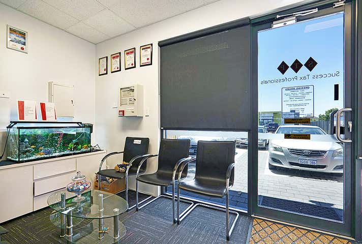 19 Caspian Terrace Canning Vale WA 6155 - Image 11