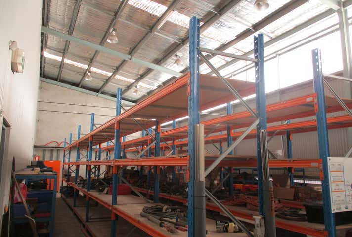 58 Thomas Road Kwinana Beach WA 6167 - Image 8