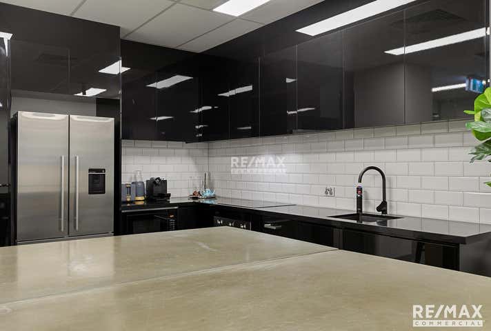 803 Creek Road Carindale QLD 4152 - Image 14