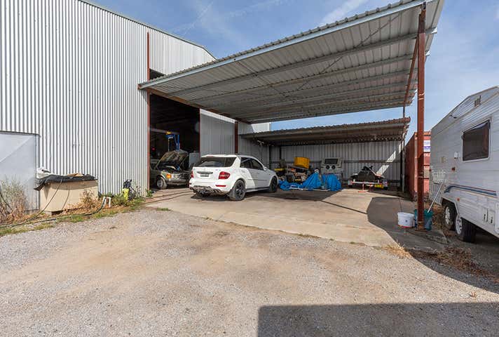 5 Wallamore Road Tamworth NSW 2340 - Image 8