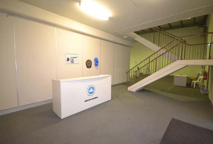 Westcapital Commercial Centre, 32 Robinson Avenue Belmont WA 6104 - Image 4