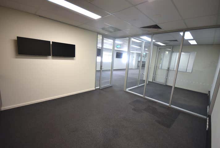 Level 1, 519 Nurigong Street South Albury NSW 2640 - Image 10
