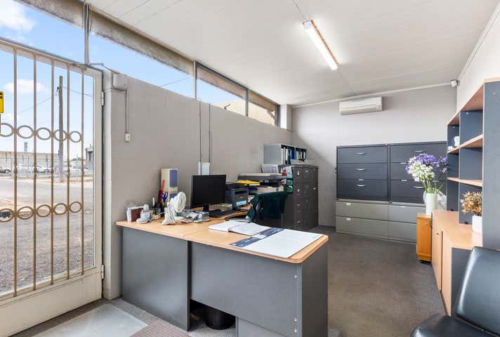 36 Boswell Avenue Newtown VIC 3220 - Image 10