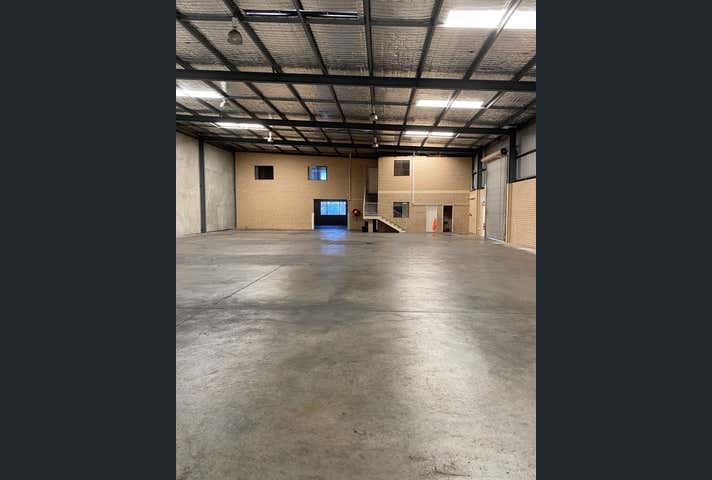 70 Kent Way Malaga WA 6090 - Image 14