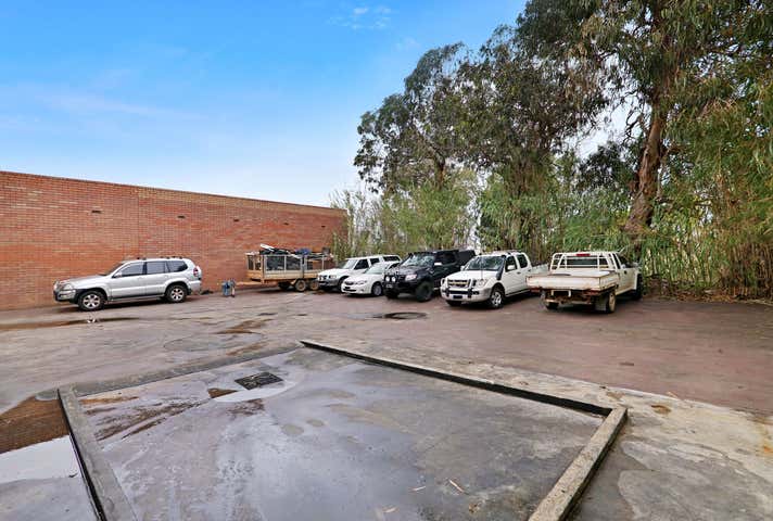 7 Sevenoaks Street Bentley WA 6102 - Image 11