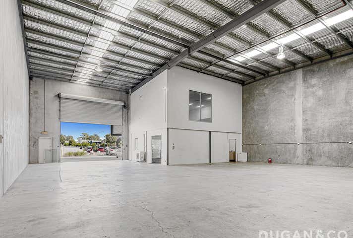 7/3-19 University Drive Meadowbrook QLD 4131 - Image 6