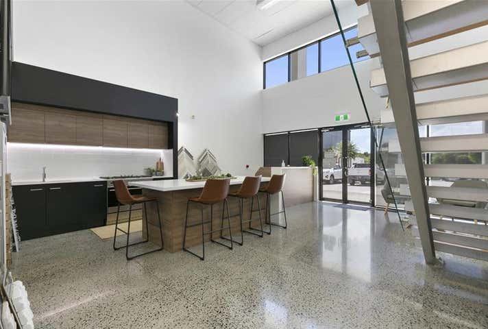 5/4 Winn Street North Lakes QLD 4509 - Image 6