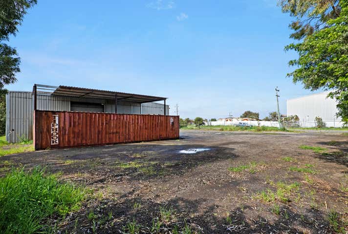 6 Yeates Road Kwinana Beach WA 6167 - Image 18