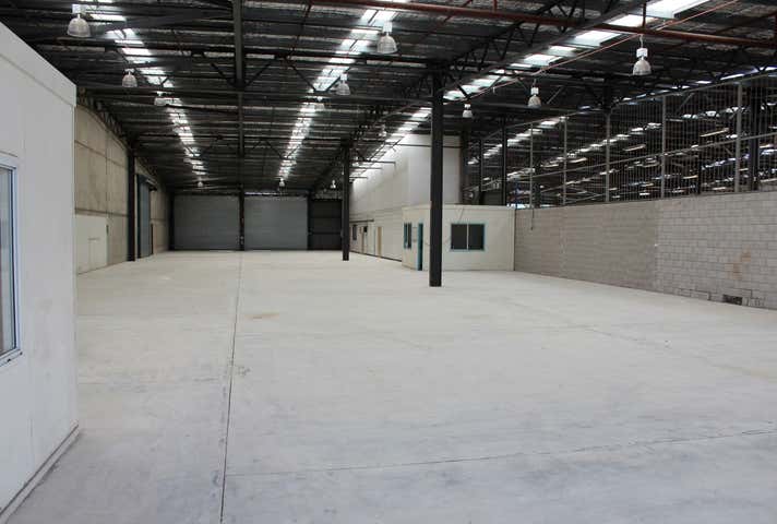 1/14 Keane Street Currajong QLD 4812 - Image 4