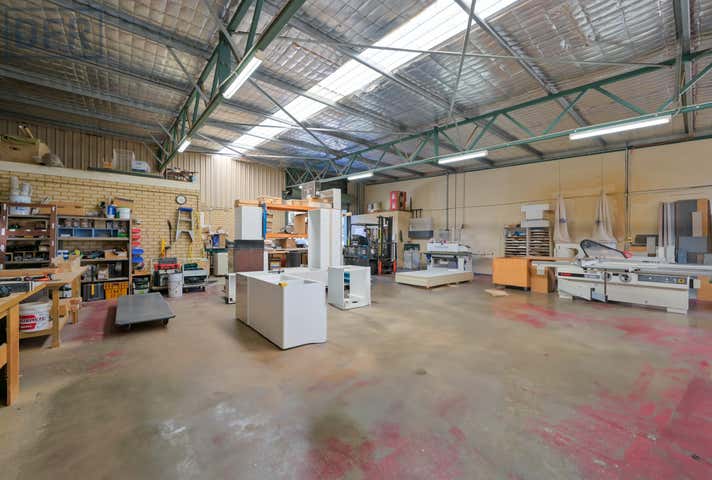 2 & 3, 2 Seabrook Way Medina WA 6167 - Image 12