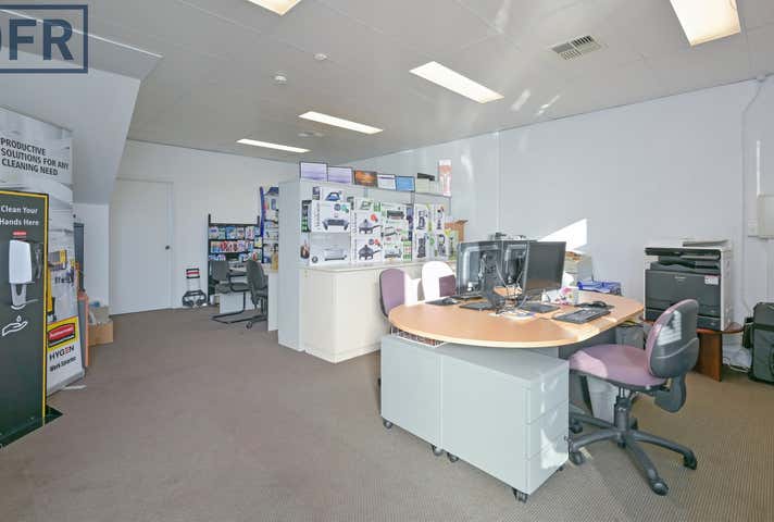 7/7 Gympie Way Willetton WA 6155 - Image 5